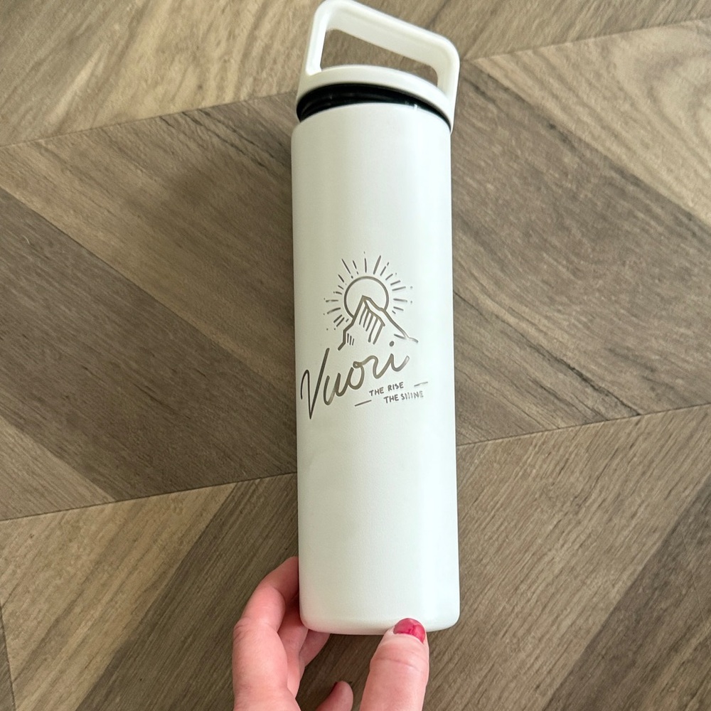 Vuori Branded Miir White Insulated Water Bottle - 20oz